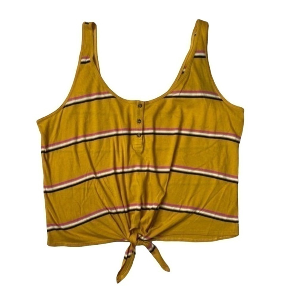 2/$20 Sale. NWOT Abound orange striped crop top w/ tie
SZ XXL